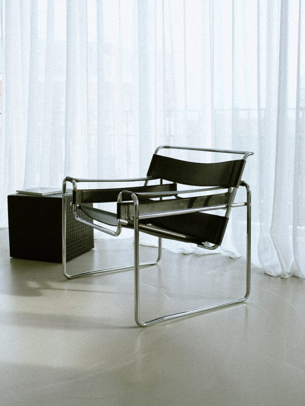 AKE STUDIO-25